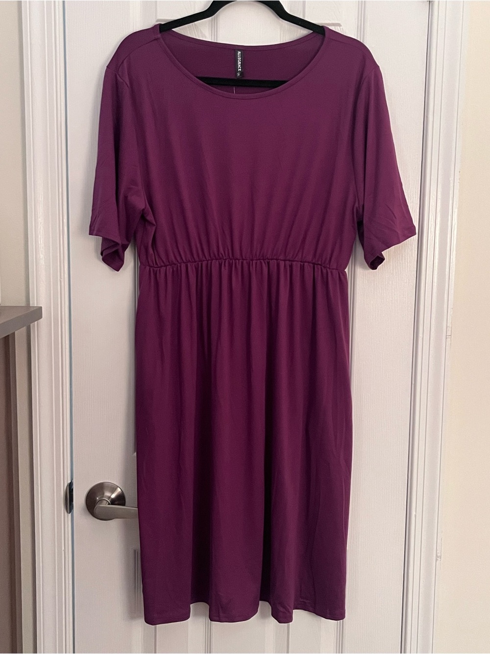 Everyday Plum Midi Dress with Elastic Waist